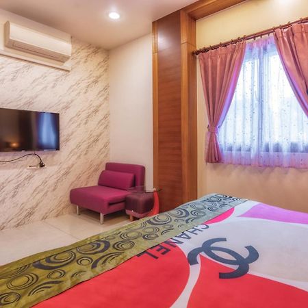 Weiden House Apartment Луодонг Екстериор снимка