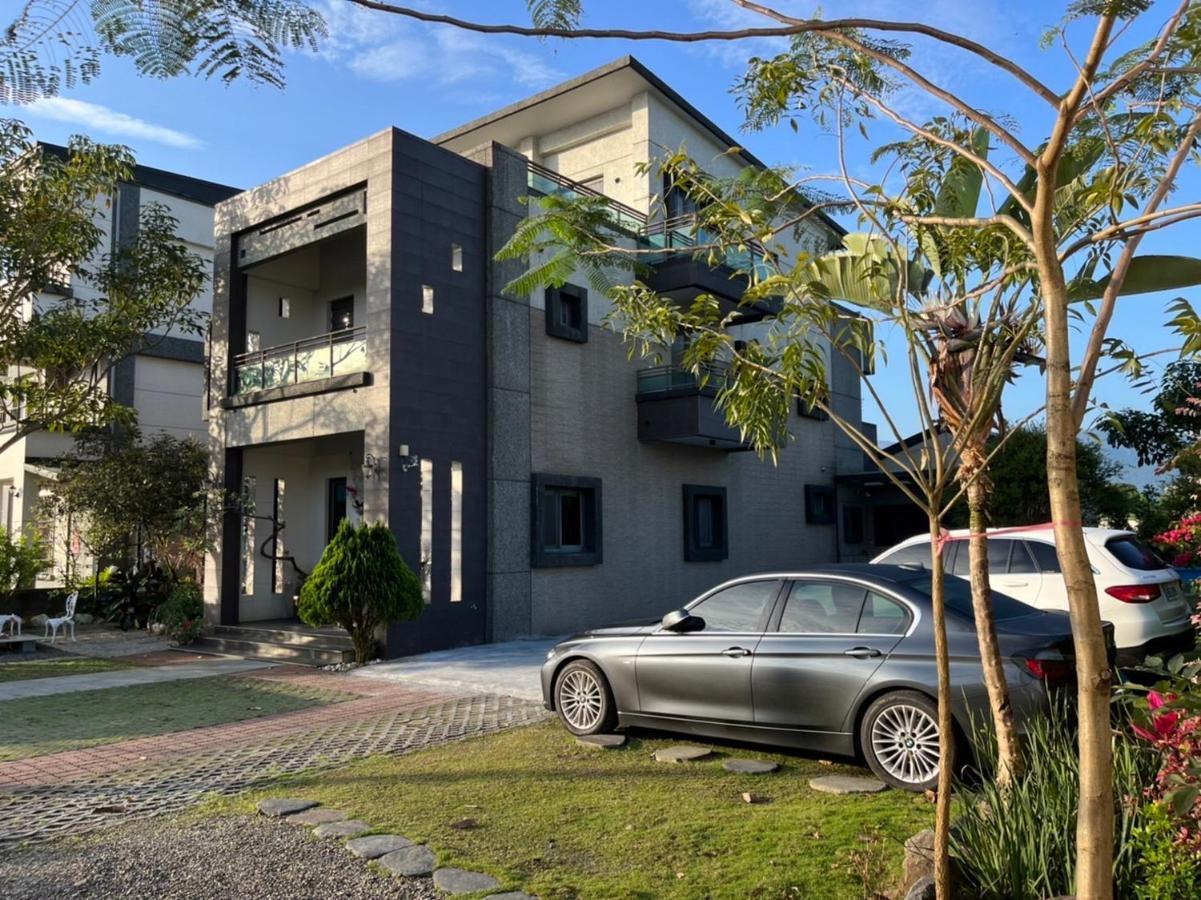 Weiden House Apartment Луодонг Екстериор снимка