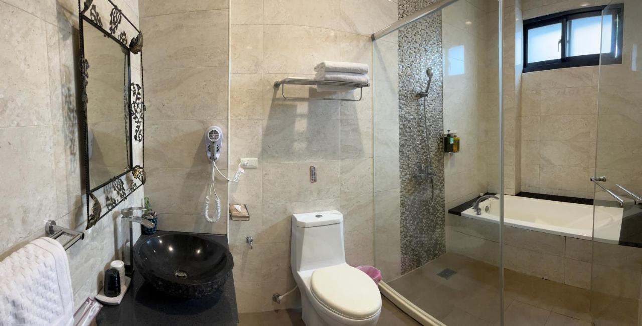 Weiden House Apartment Луодонг Екстериор снимка