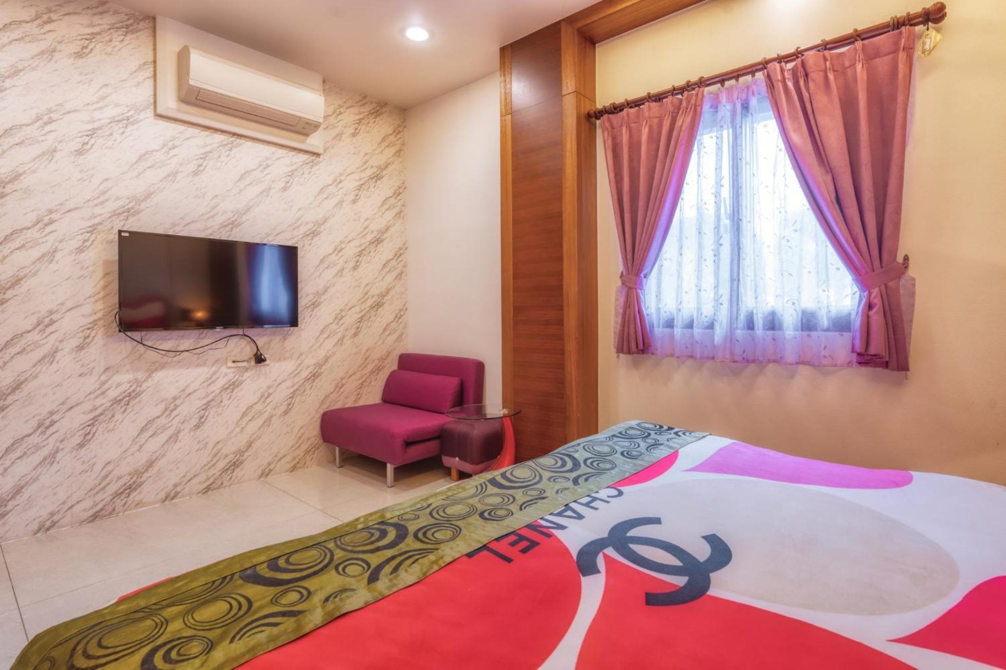 Weiden House Apartment Луодонг Екстериор снимка