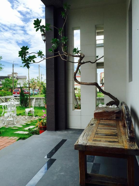 Weiden House Apartment Луодонг Екстериор снимка