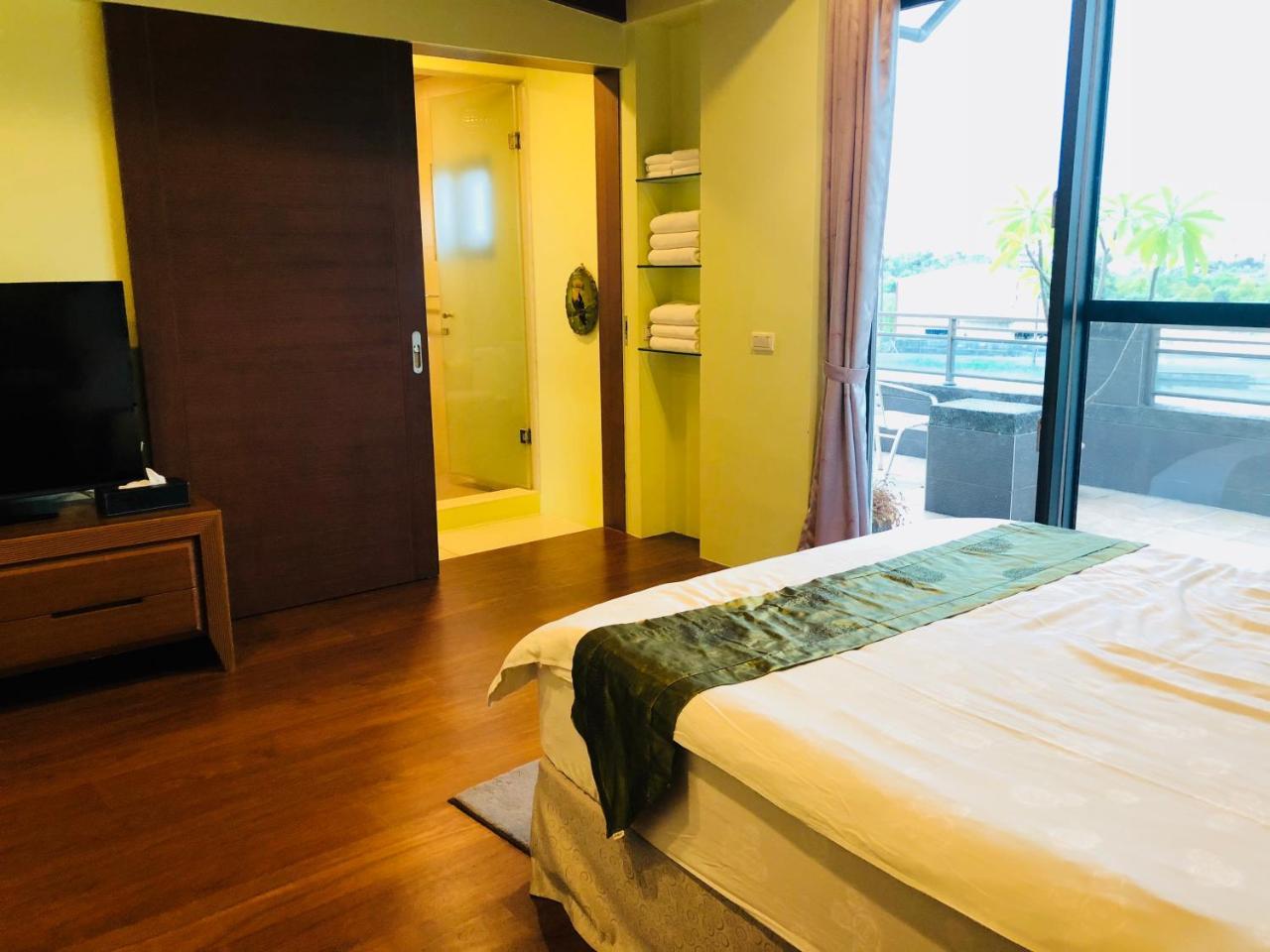 Weiden House Apartment Луодонг Екстериор снимка