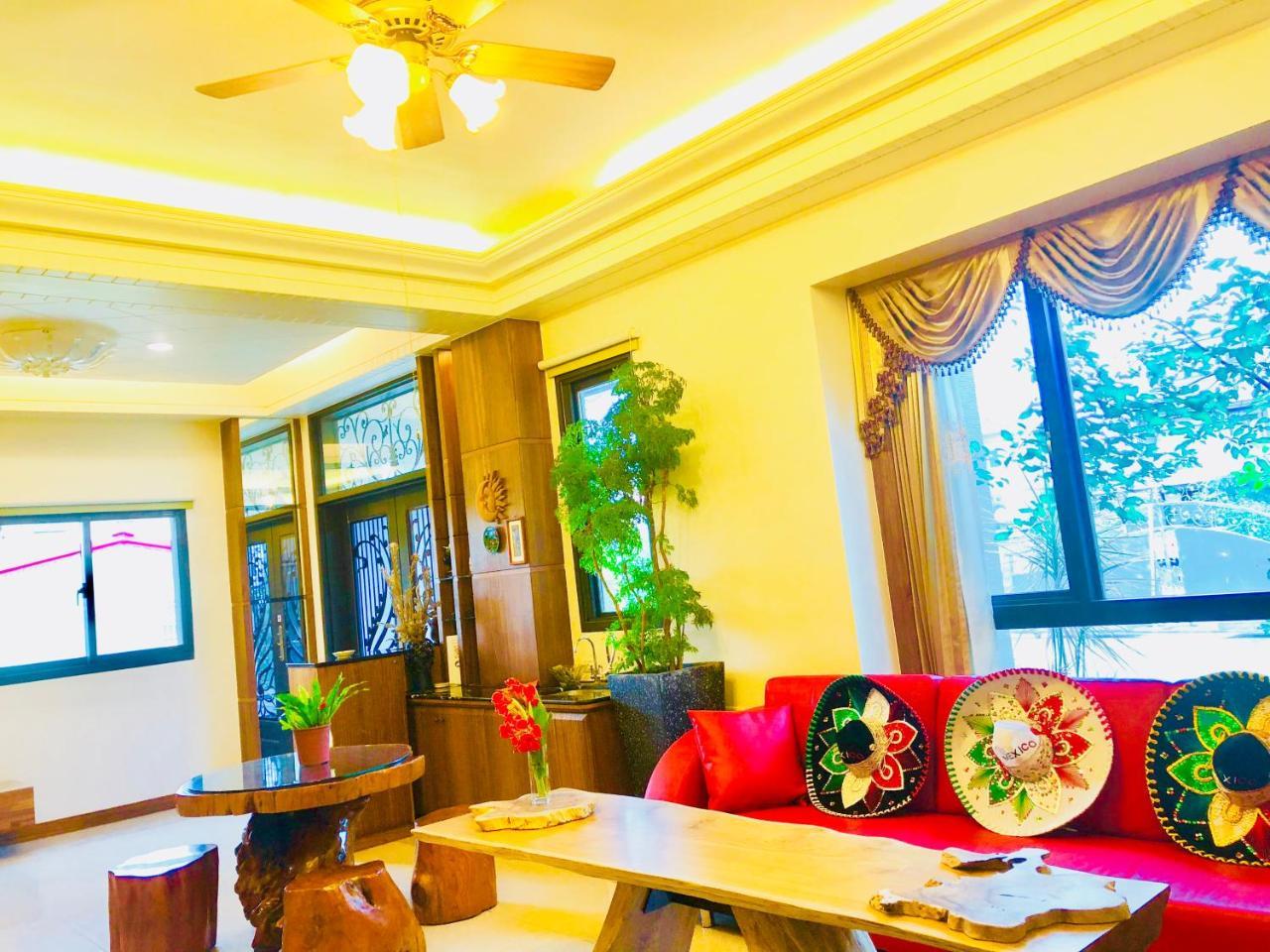 Weiden House Apartment Луодонг Екстериор снимка