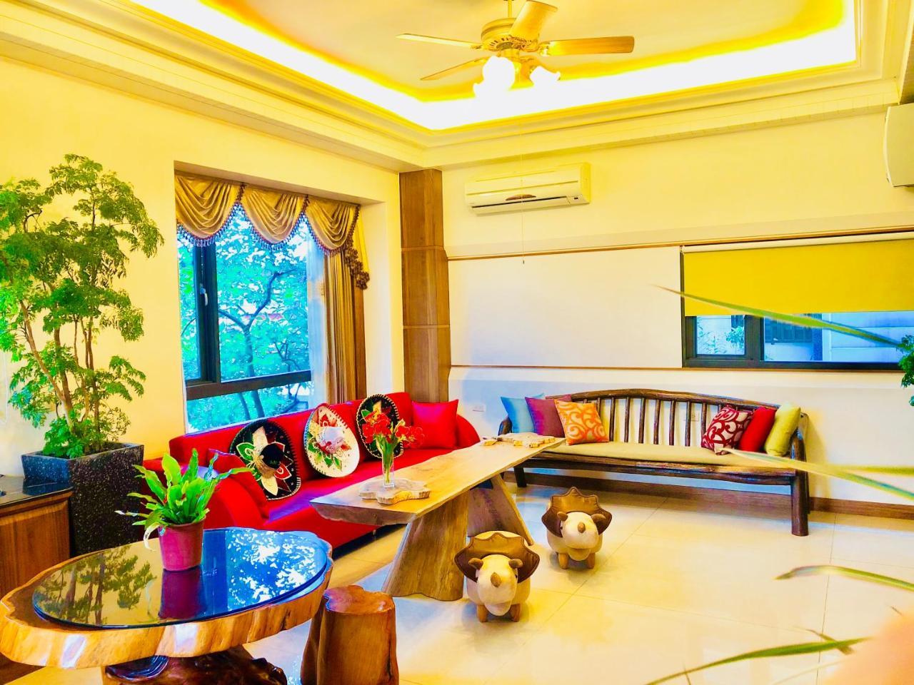 Weiden House Apartment Луодонг Екстериор снимка